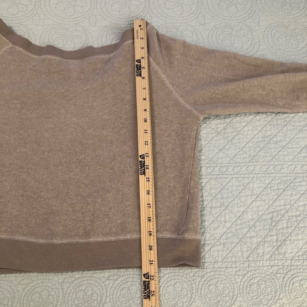 Universal Studios Hello Kitty Cropped Sweatshirt.… - image 4